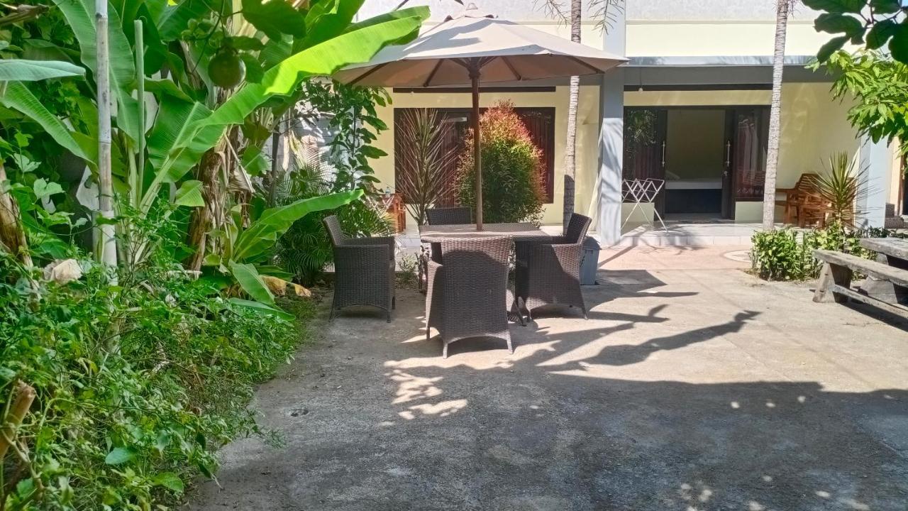 Gili Guest House Gili Air Exterior photo
